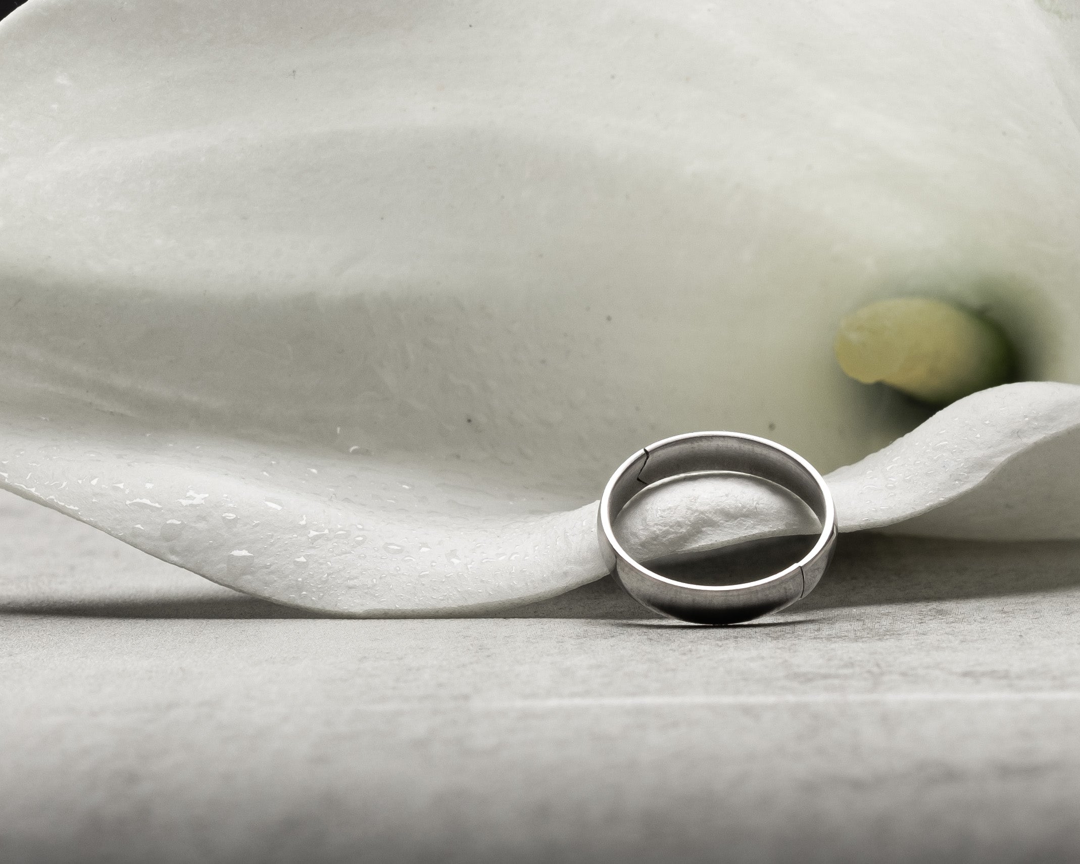 Safe wedding rings 60 photos - Astyledwedding.com